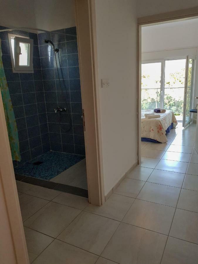 Paphos Apartments ภายนอก รูปภาพ